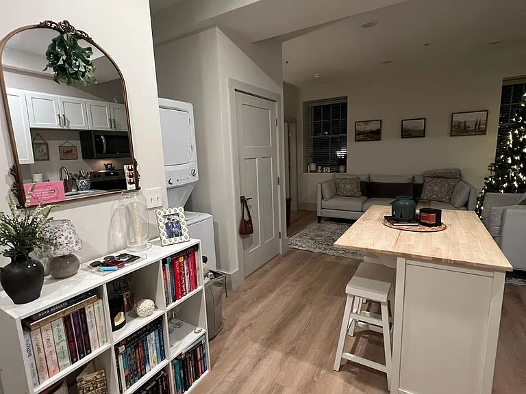 2 Thomas St — Photo 8