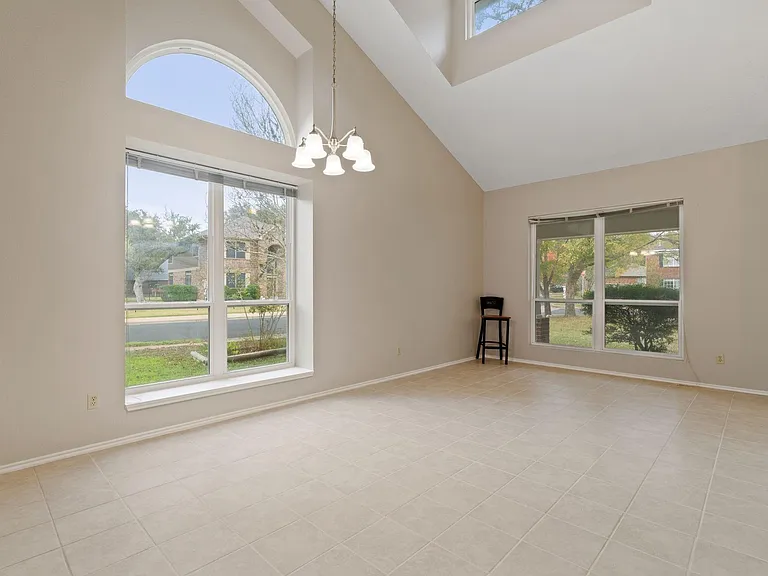 11600 Gun Powder Ct — Photo 8