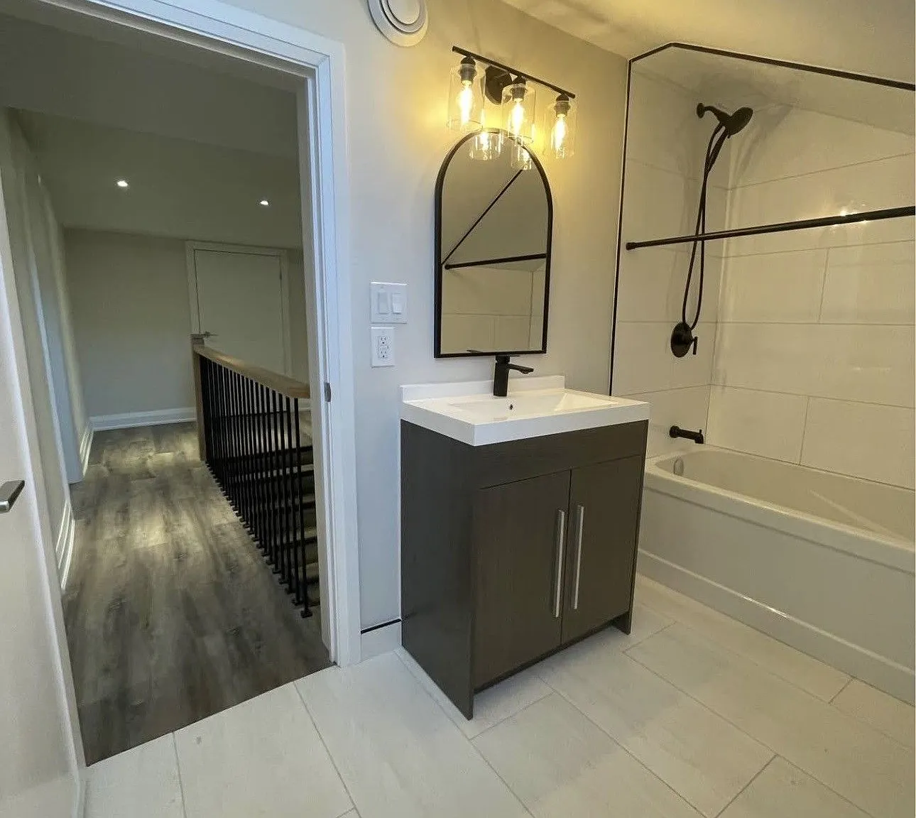 2 bed, $2,000 — Photo 2