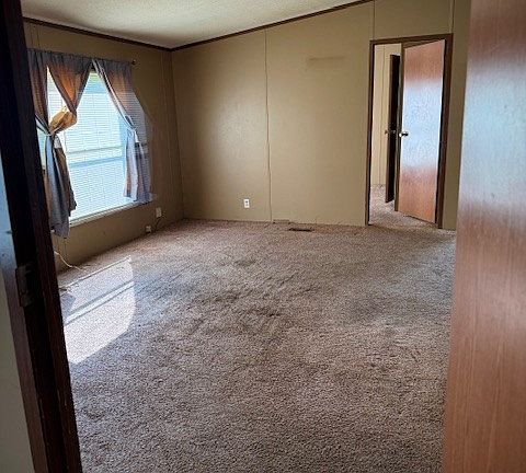 3rd image of 224 Chapman Ln