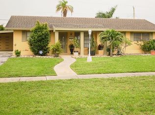 4929 Pine Cone Ln, West Palm Beach, FL 33417