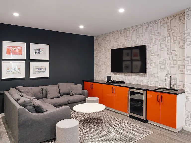 150 Union Ave #4J — Photo 8