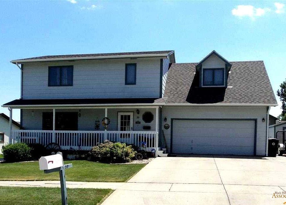 1st image of 39 Glenshire Dr