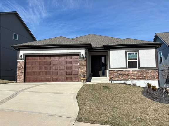 2nd image of 16104 Ryan Cir