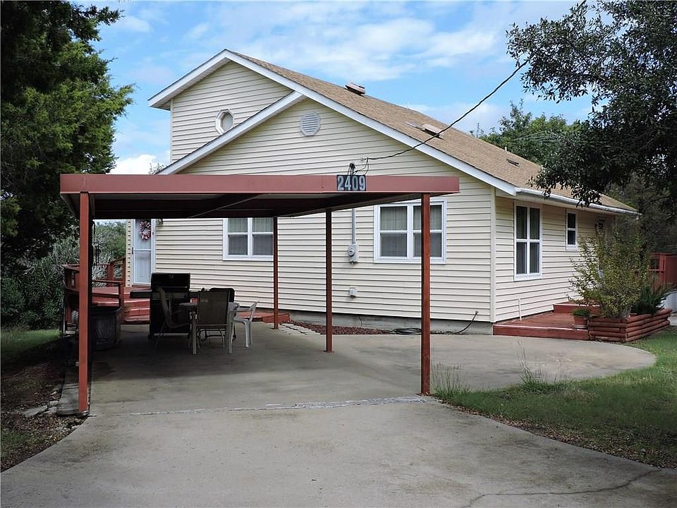 1st image of 2409 Forest Hill Ln