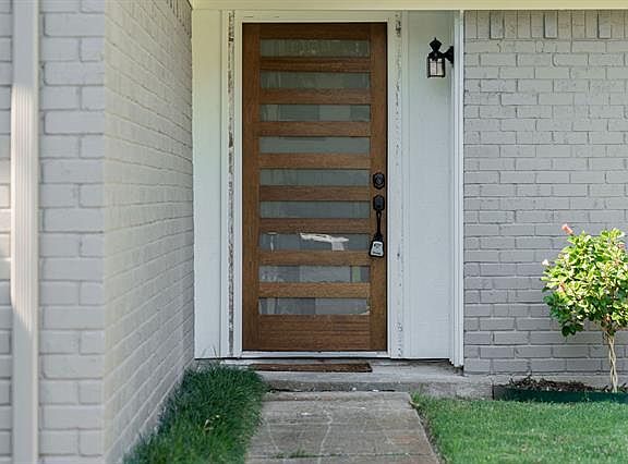 2nd image of 106 Trailridge Dr