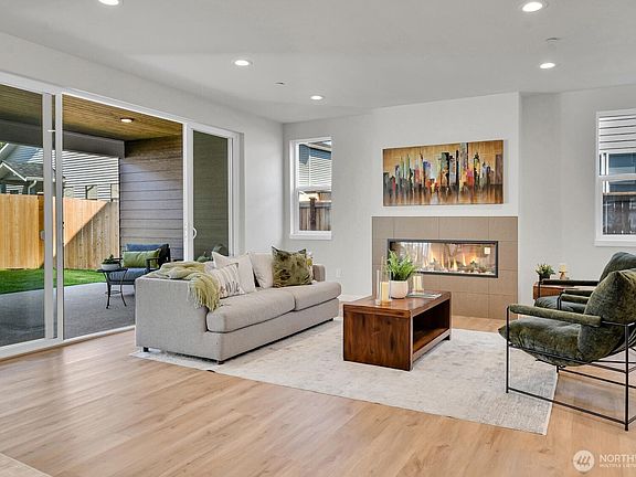4th image of 16614 63rd Avenue W #A