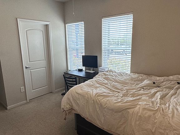 3rd image of 525 S Patterson Dr #1