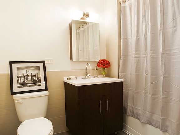 4th image of 260 W 26th St APT 2I