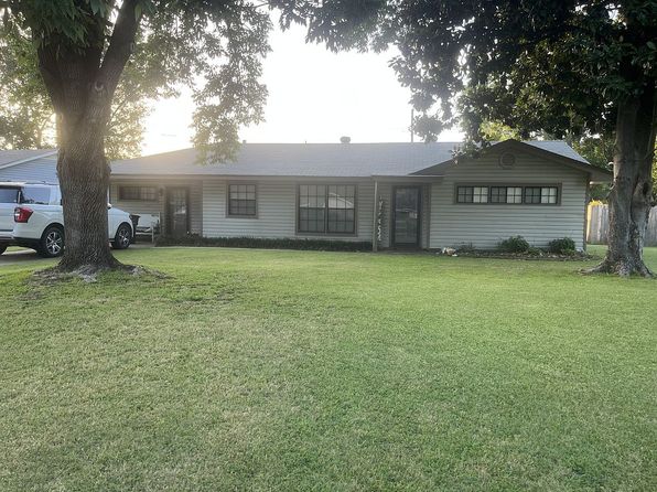 115 Redbud Dr