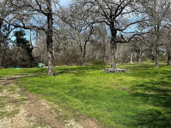 England Dr, Denison, TX 75021
