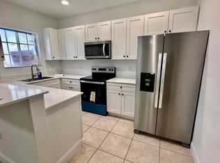 2301 Wilson St, Hollywood, FL 33020