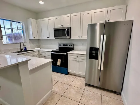 2301 Wilson St, Hollywood, FL 33020