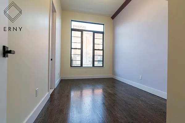 Rented by ERNY LLC | media 38