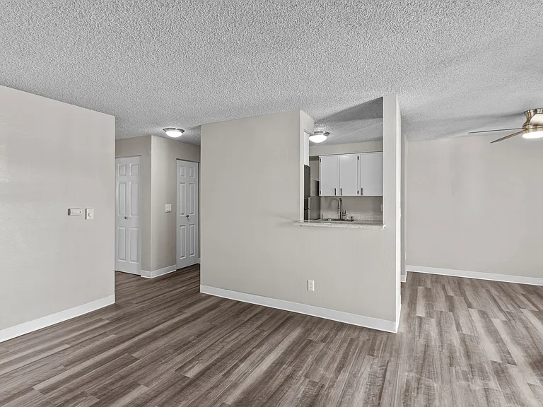 Parc 48 Apartments — Photo 13