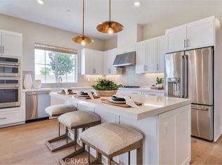 27445 Shining Willow Ln, Valencia, CA 91381