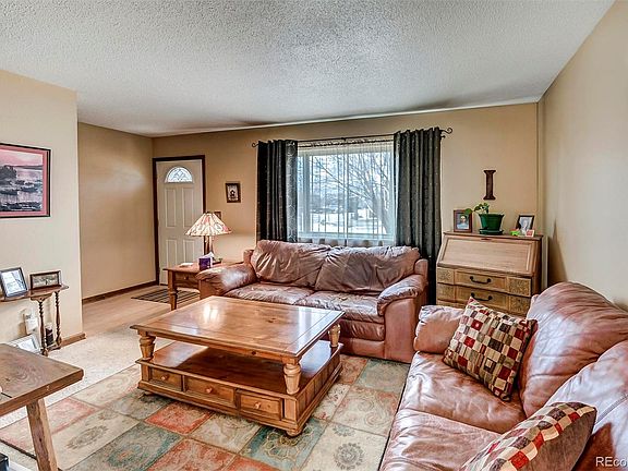 2nd image of 3508 Carson Ave