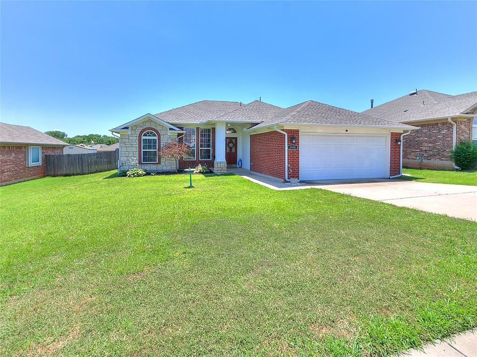 1st image of 2420 Arbor Dr