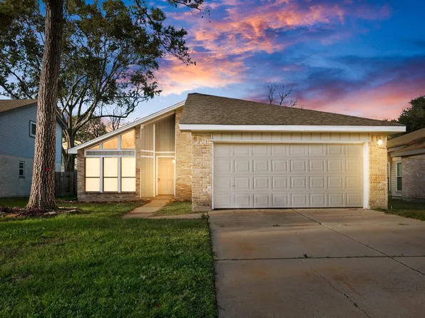 10530 Rippling Fields Dr, Houston, TX 77064