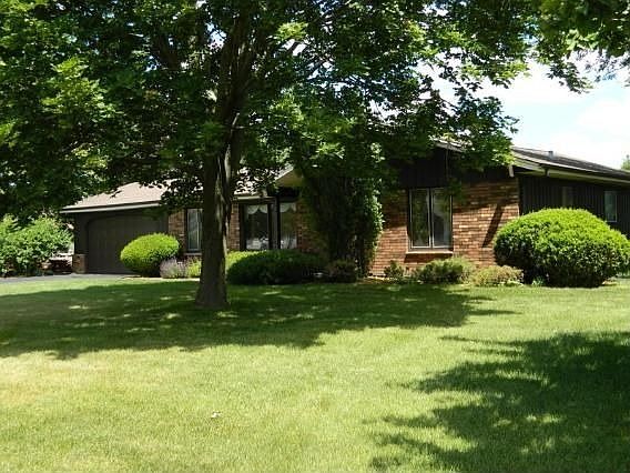 1st image of 21724 W Birchwood Dr