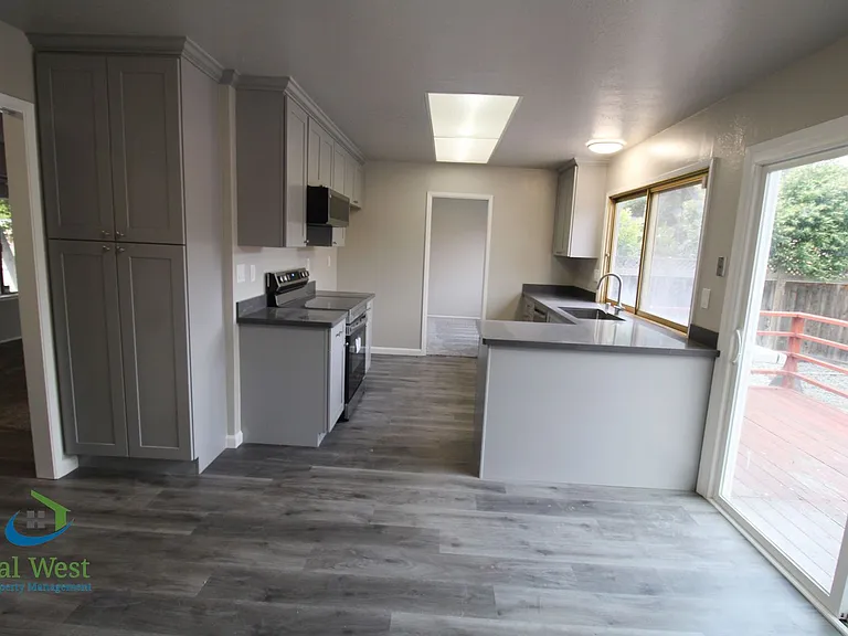 816 Glenside Dr — Photo 7