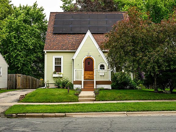 2nd image of 1718 Schlimgen Ave