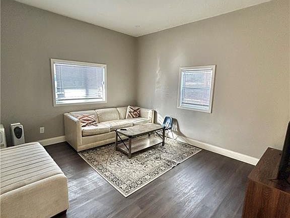 2nd image of 729 S 14th St