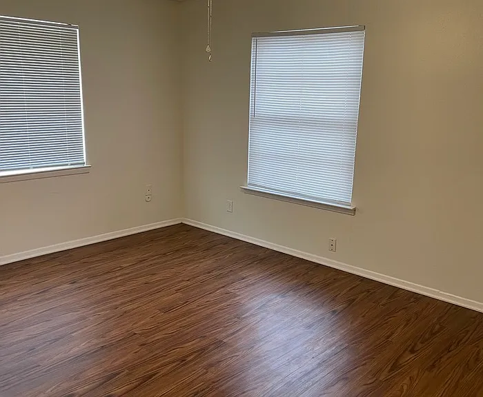 3208 Matthews Dr — Photo 7