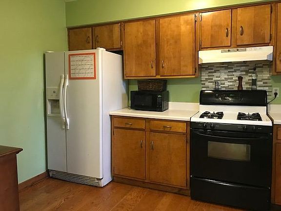 5th image of 3512 Greenlawn Dr