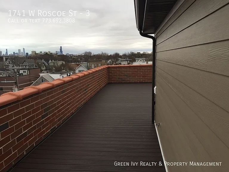 1741 W Roscoe St #3 — Photo 15