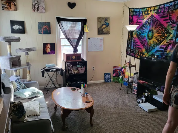 (undisclosed Address), Auburn, NY 13021