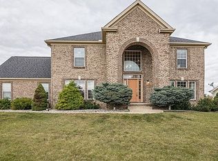 313 Pembroke Dr, Saline, MI 48176