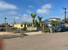 336-338 Daisy Ave, 336