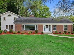 5114 S 84th St, Greendale, WI 53129