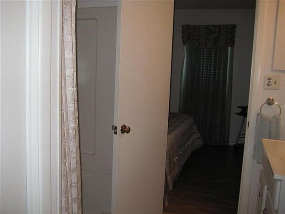 5th image of 707 Falconhead Dr APT 104