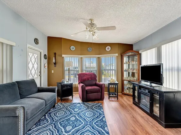 199 S Port Royal Ln, Apollo Beach, FL 33572