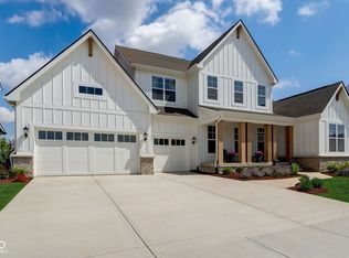 15647 Woodford Dr, Westfield, IN 46074