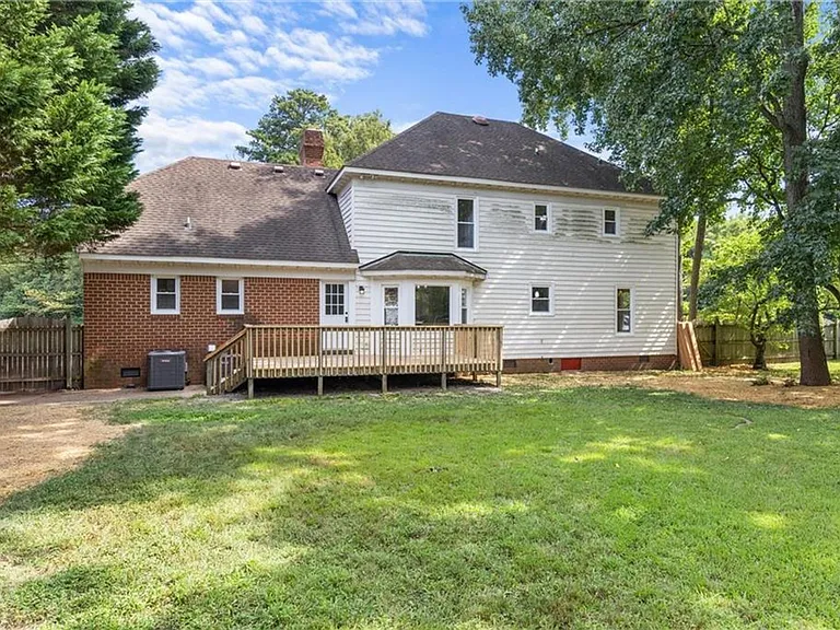 1605 Dey Cove Dr — Photo 30