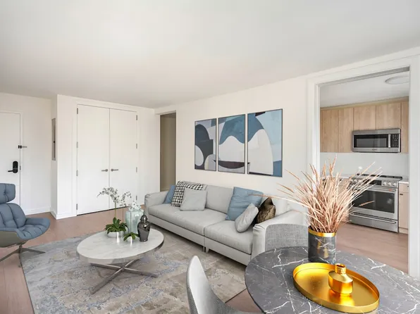 220 East 72nd Street image 2 of 25