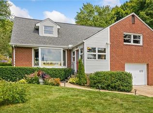 103 S Patton Dr, Coraopolis, PA 15108