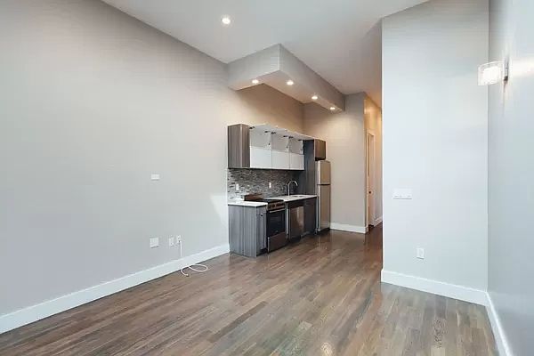 1st image of 1491 Gates Ave APT 2