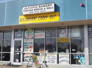 10602 S Roberts Rd, Palos Hills, IL 60465