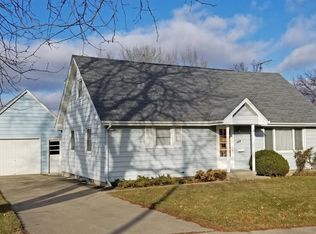 216 Pine St, Marshalltown, IA 50158