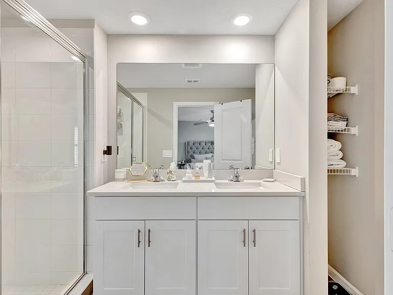345 SE Angler Dr — Photo 31