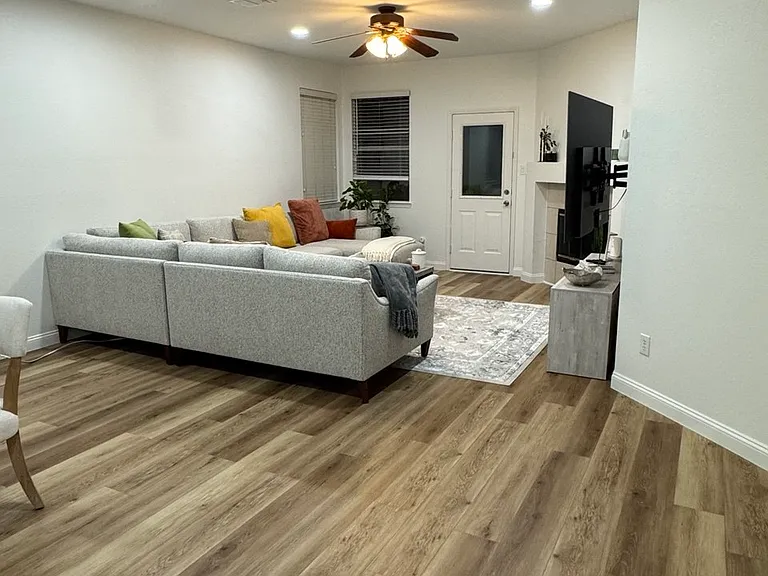 3136 Deleon Dr — Photo 8