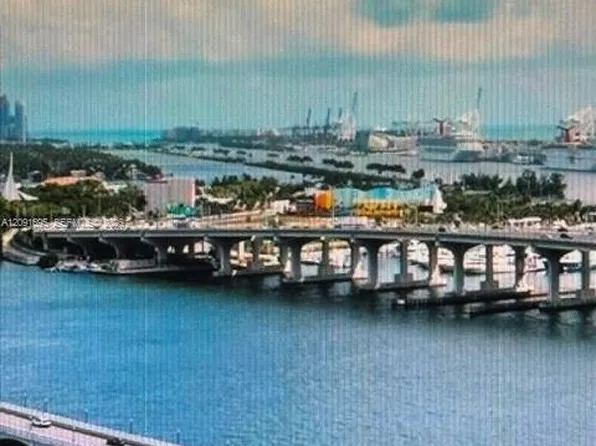 1717 N Bayshore Dr, Miami, FL