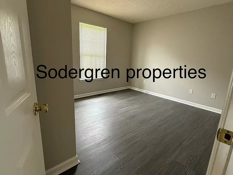 4439 Harrison Pike — Photo 8