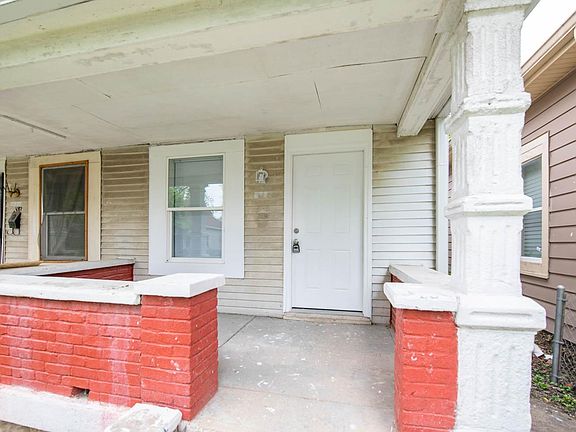 2nd image of 1343 Hiatt St #1343