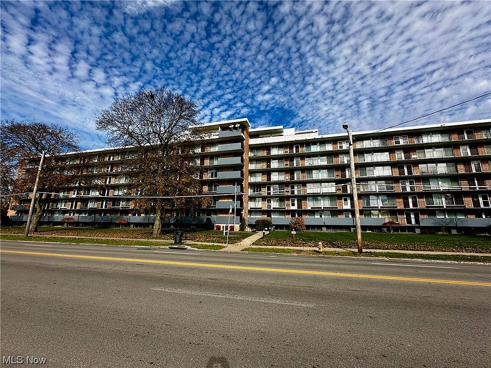 1st image of 2331 E Market St APT 411