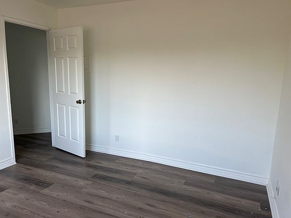 4th image of 645 Keenan Ave APT B